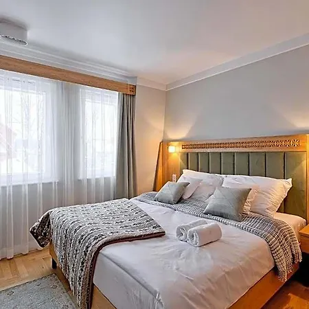 Mak - Sauna, Centrum 3*